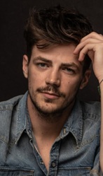 Grant Gustin